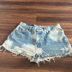 Levi's Blue Tie-Dye Jean Shorts size 28